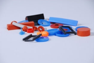 Custom Molded Rubber & Plastics made in the USA